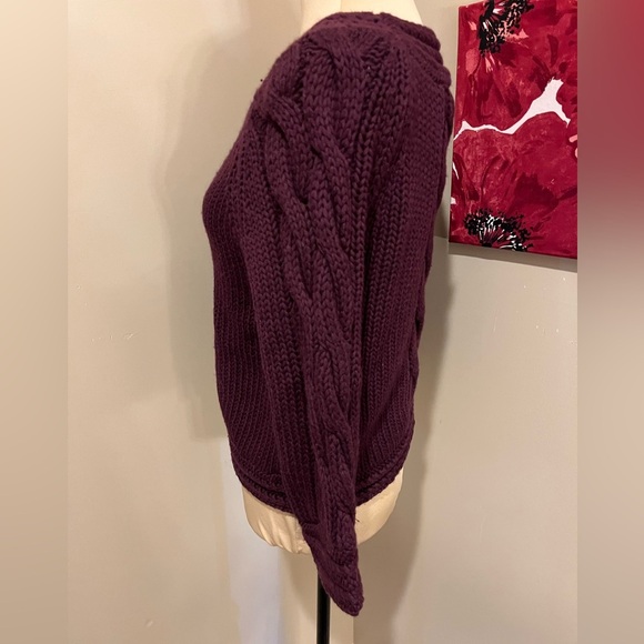 Moda International Wool cable knit crew neck sweater, size L - Picture 3 of 5